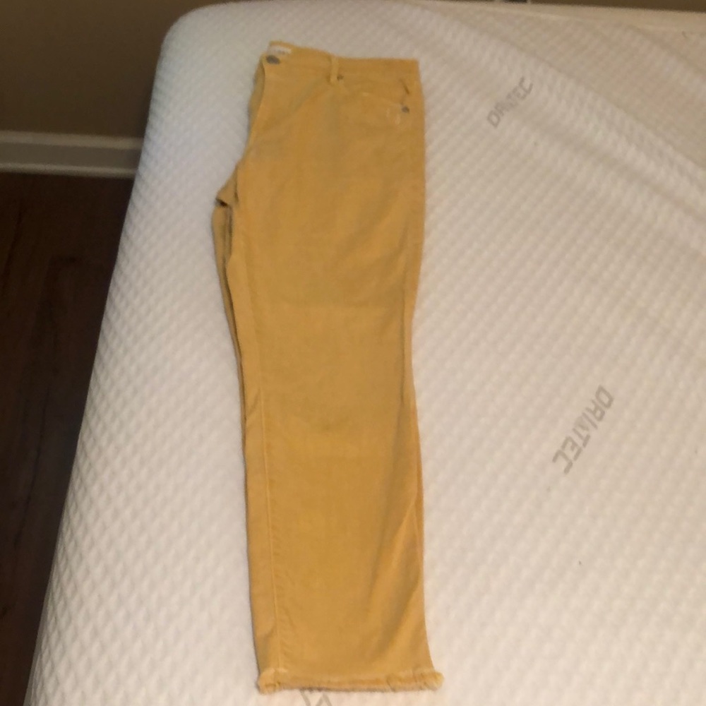 Loft Modern Skinny Crop
